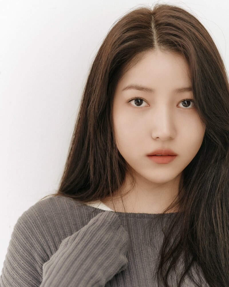 August 30, 2021 IOK Naver Post - Sowon's Actress Profile Photos Behind ...