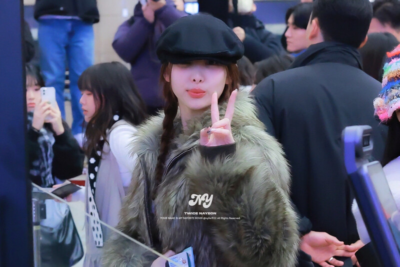 241228 TWICE Nayeon at Gimpo International Airport documents 4