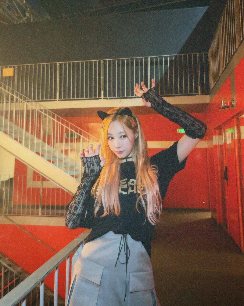 221125 Dreamcatcher Handong Instagram Update documents 4