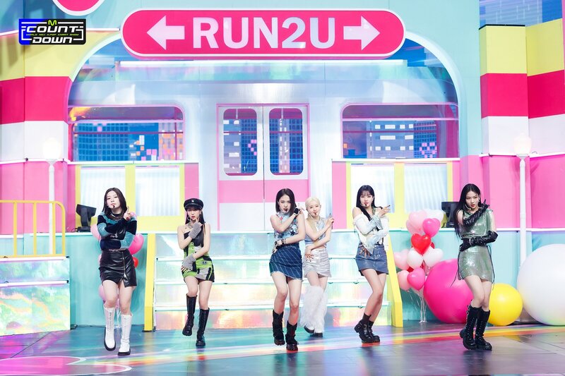 220217 STAYC - 'RUN2U' at M Countdown documents 1