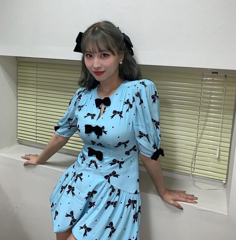 220625 TWICE Momo Instagram Update documents 1