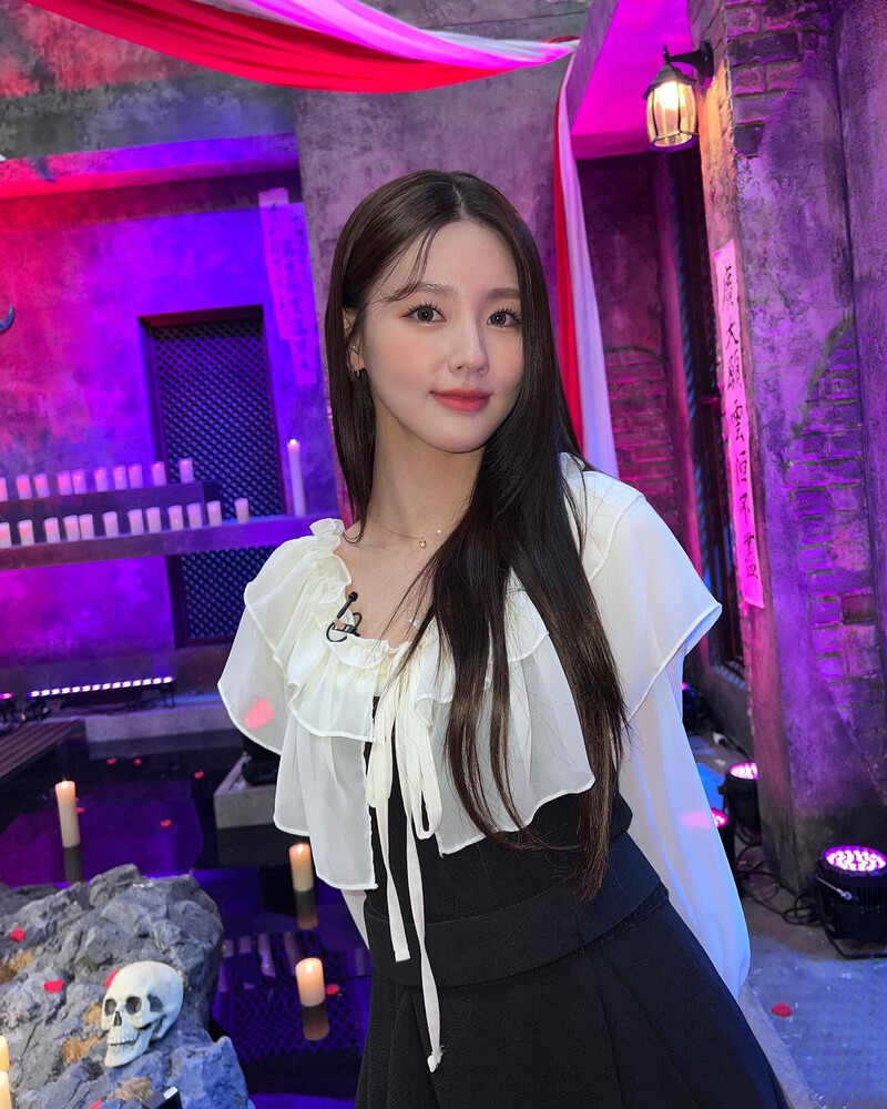 220106 (G)I-DLE Miyeon SNS Update documents 7