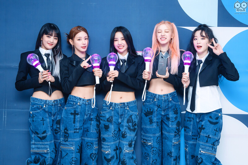 220327 (G)I-DLE at Inkigayo documents 1