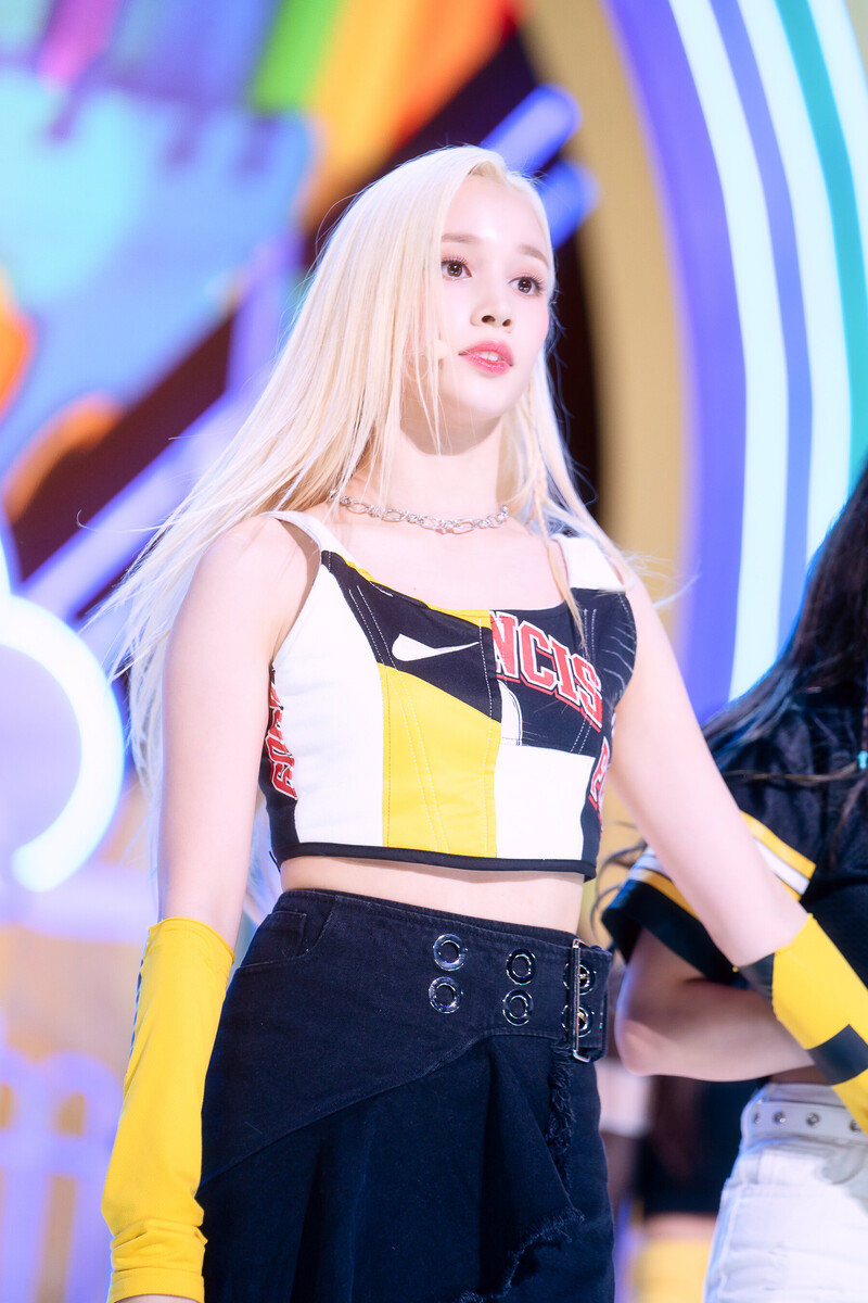 220703 Kep1er Bahiyyih 'Up!' at Inkigayo documents 15