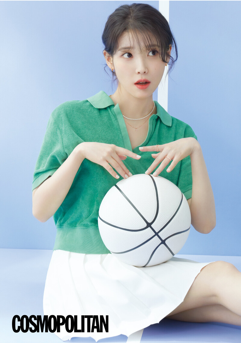 IU for J.ESTINA x Cosmopolitan Korea July 2022 Issue documents 9