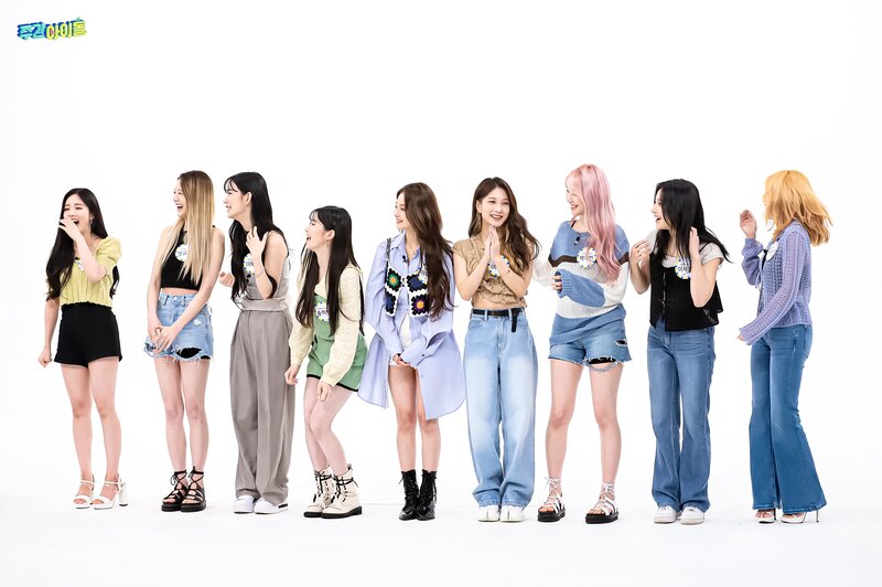 210516 MBC Naver Post - fromis_9 at Weekly Idol Ep. 516 documents 14