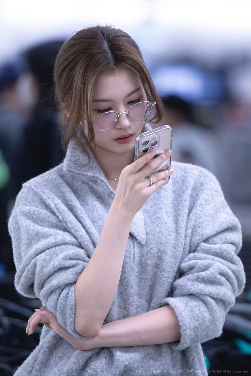 241112 TWICE Sana - HND & GMP Airport documents 2