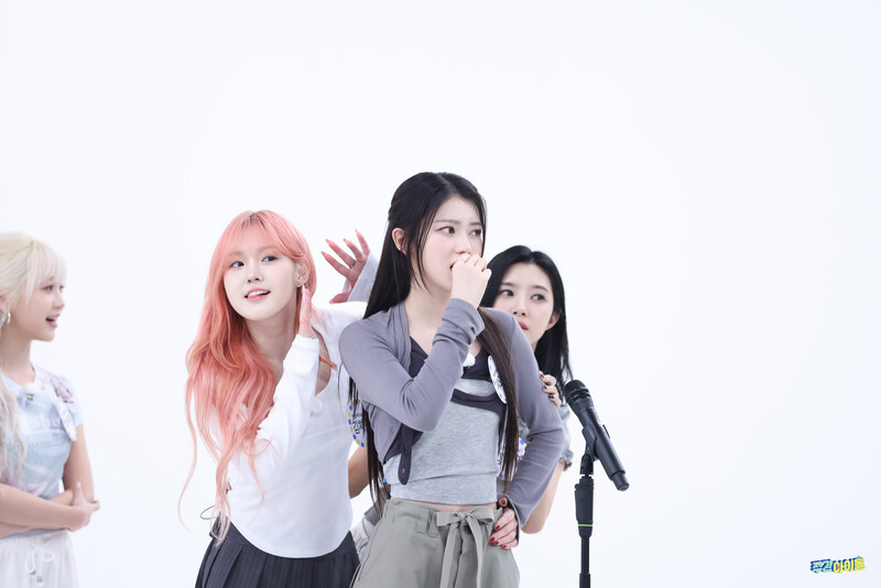 241105 MBC Naver Post - Kep1er at Weekly Idol documents 5