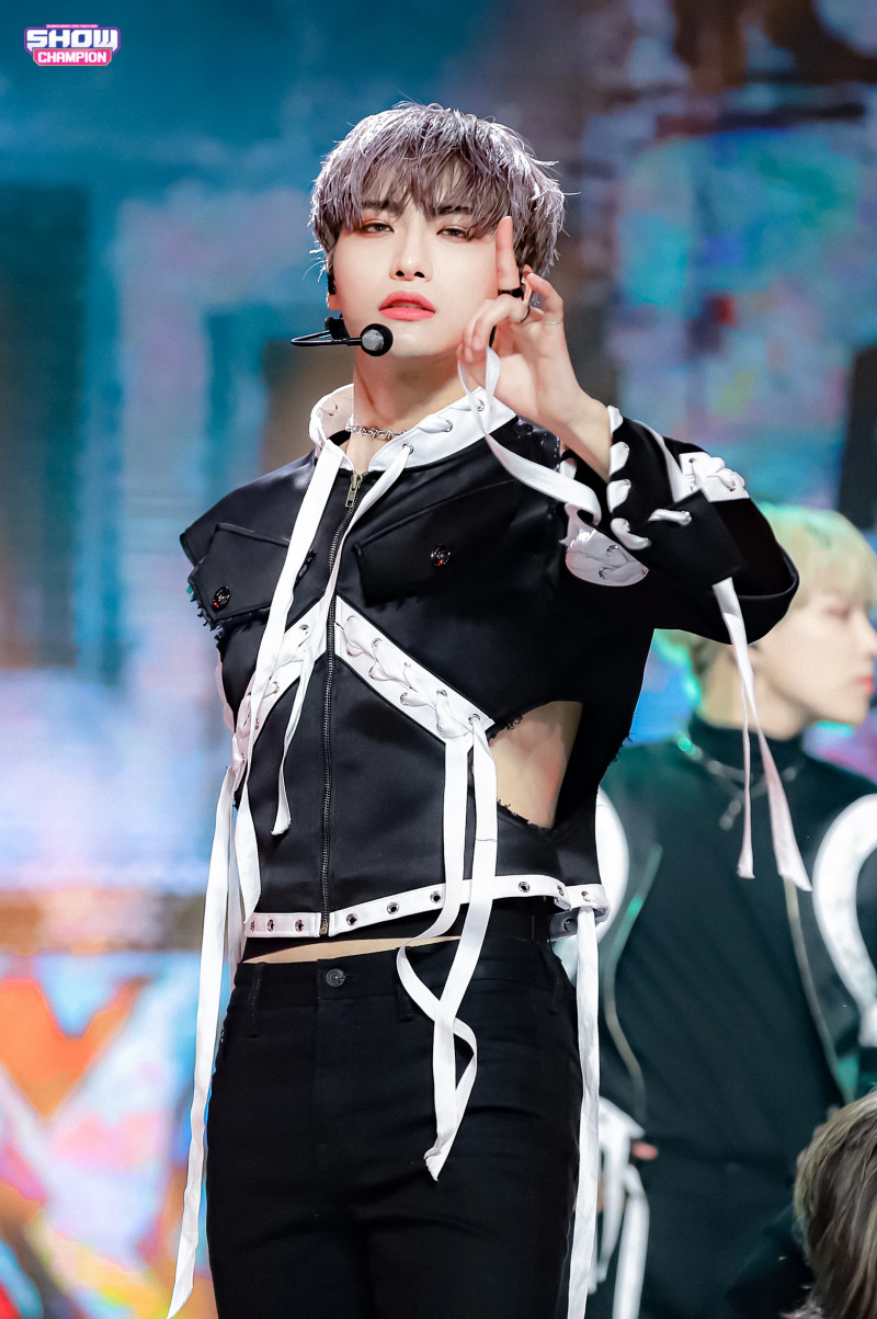 210319 ATEEZ Performing "Fireworks (I'm the One) on Show Champion | Naver Update documents 8