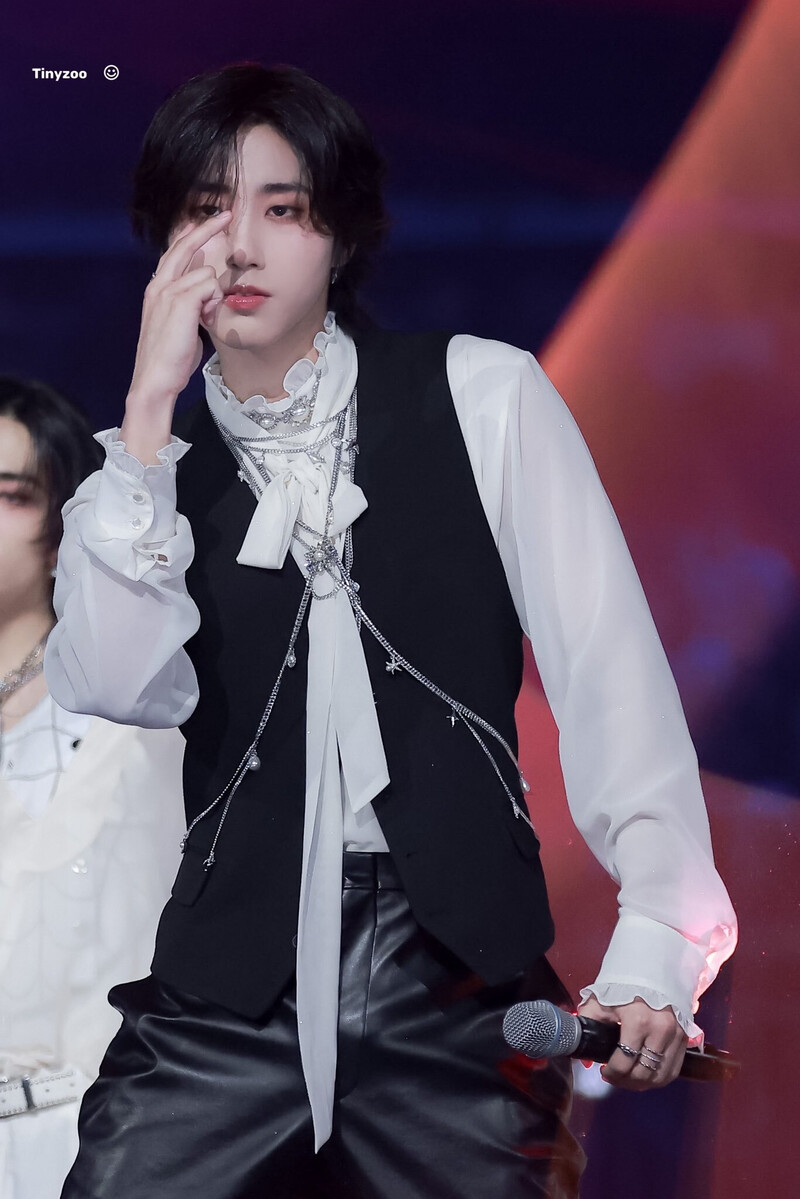 240602 Stray Kids Han at K-Wave Concert Inkigayo documents 21