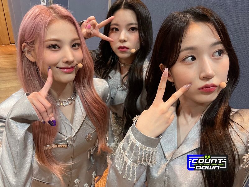 220324 NMIXX SNS Update at M Countdown documents 6