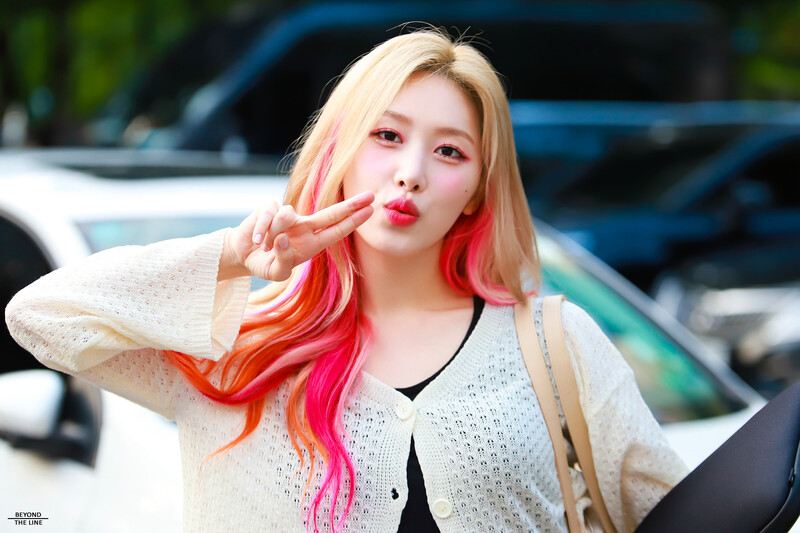 220805 Hezz Music Bank documents 1