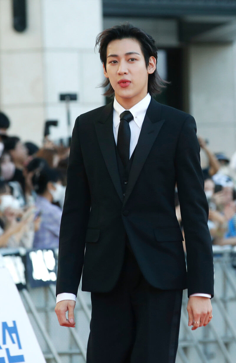 230719 GOT7 BamBam at the 2nd Blue Dragon Series Awards Red Carpet documents 1