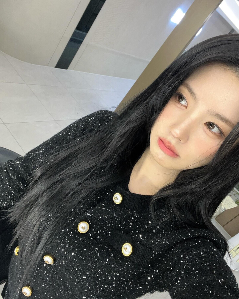 241228 - MIYEON Instagram Update documents 15