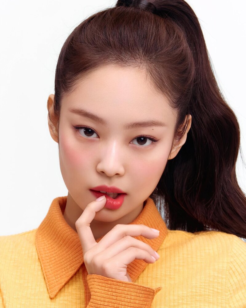BLACKPINK Jennie for HERA 'Color My Own' Powder Matte Liquid | kpopping