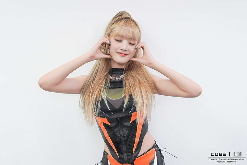 230127 U Cube - (G)I-DLE - 32nd Seoul Music Awards Behind the Scenes documents 3