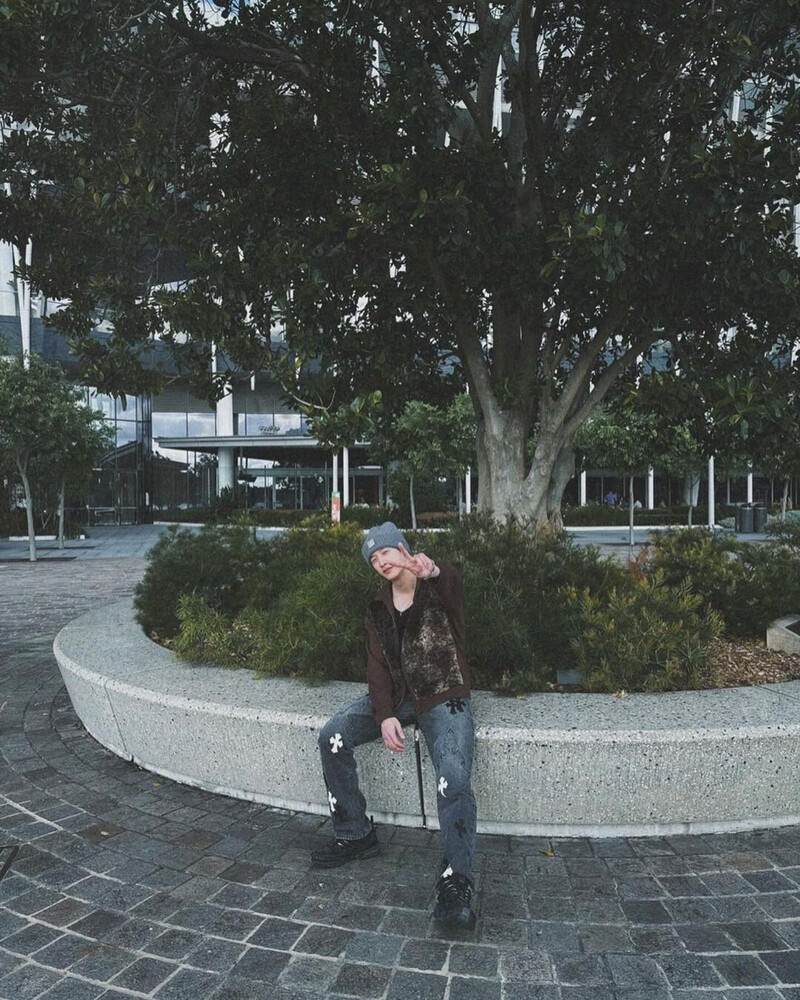 241102 - BANG CHAN Instagram Update documents 3