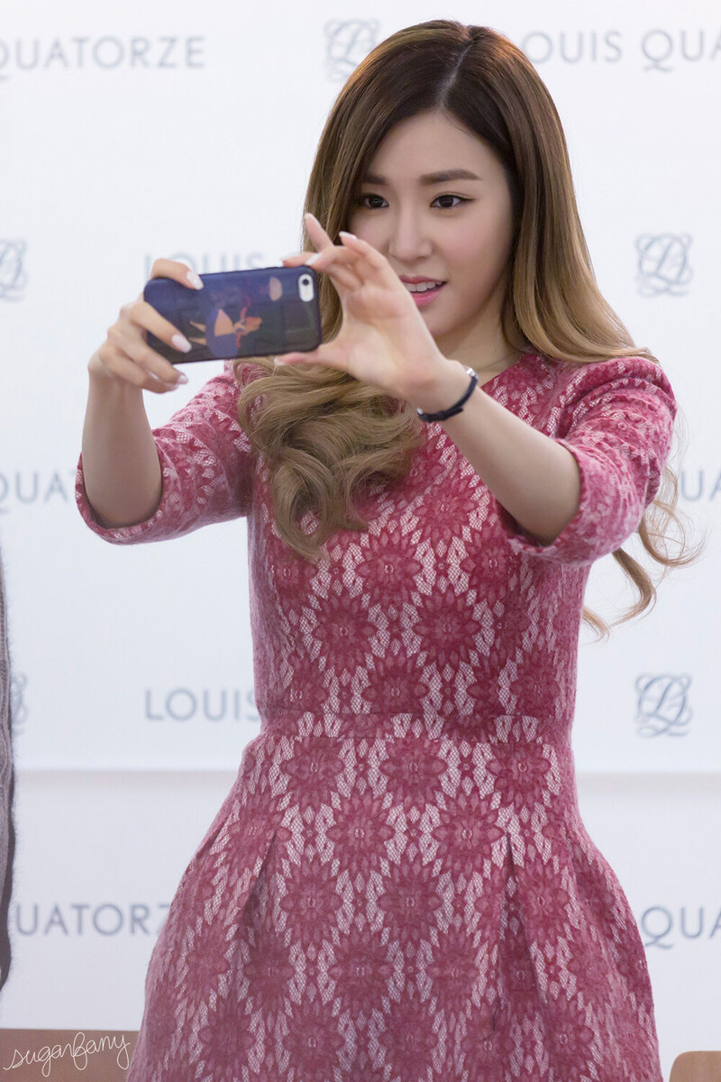 151127 Girls' Generation Tiffany at Louis Quatorze Busan Fansign documents 2