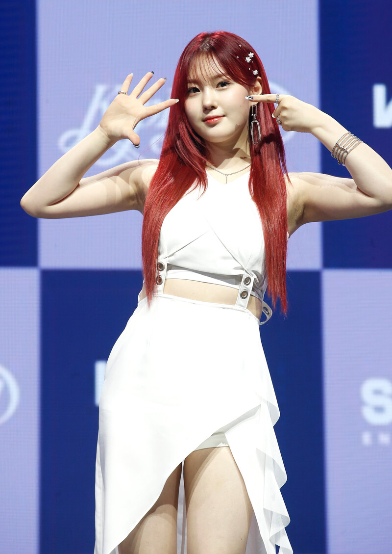 240603 Kep1er Chaehyun - 'Kep1going On' Comeback Showcase documents 1