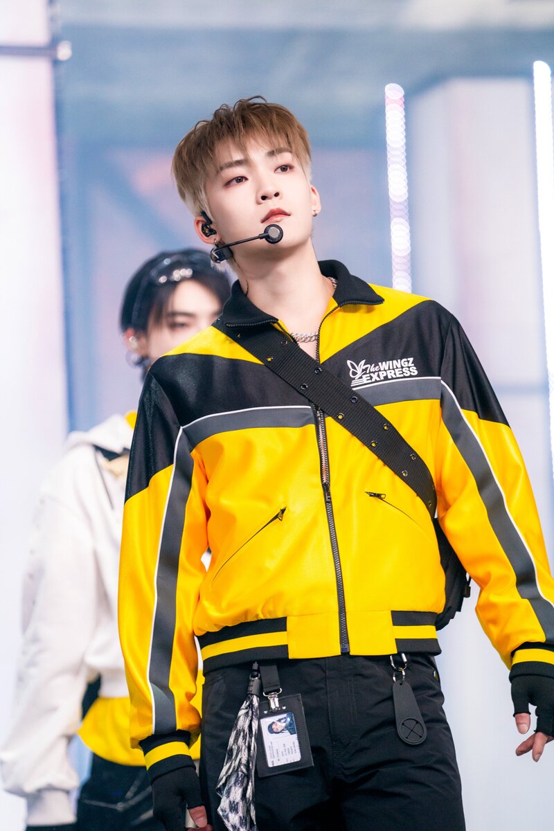 231126 The Boyz Kevin - 'WATCH IT' at Inkigayo documents 2