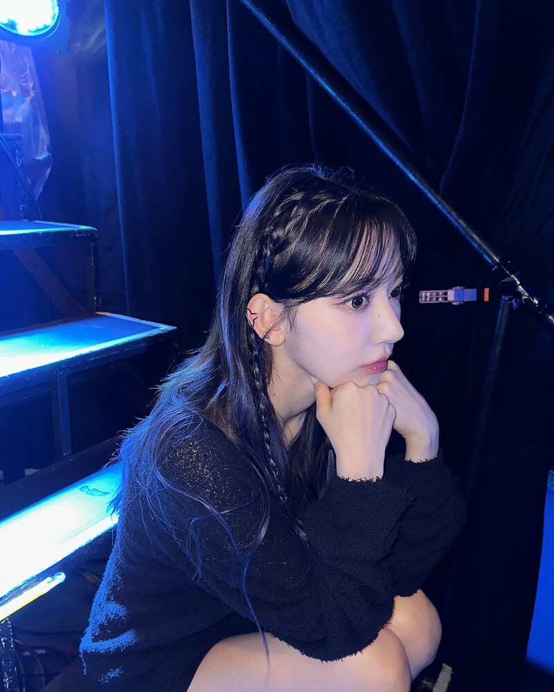 230915 - SAKURA Instagram Update documents 2