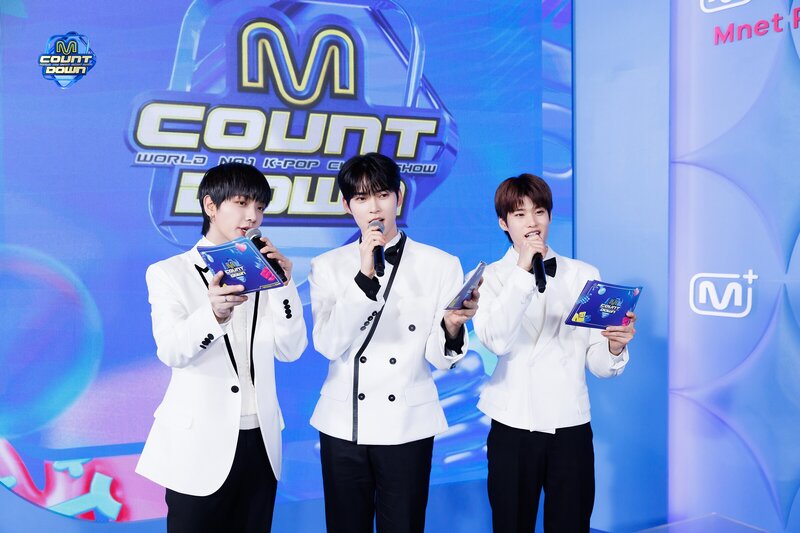 240111 MC Hanbin, Jaehyun, and Sohee at M Countdown documents 8
