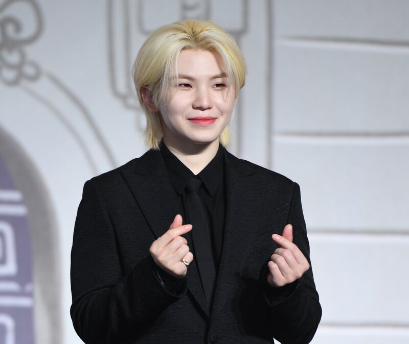 240429 SEVENTEEN Woozi - SEVENTEEN BEST ALBUM '17 IS RIGHT HERE' Press Conference documents 2