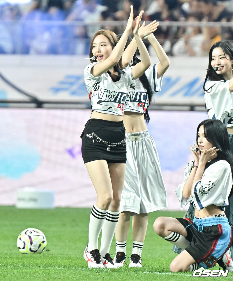 240731 TWICE  at Team K-League vs. Tottenham Hotspur's Halftime Show documents 12