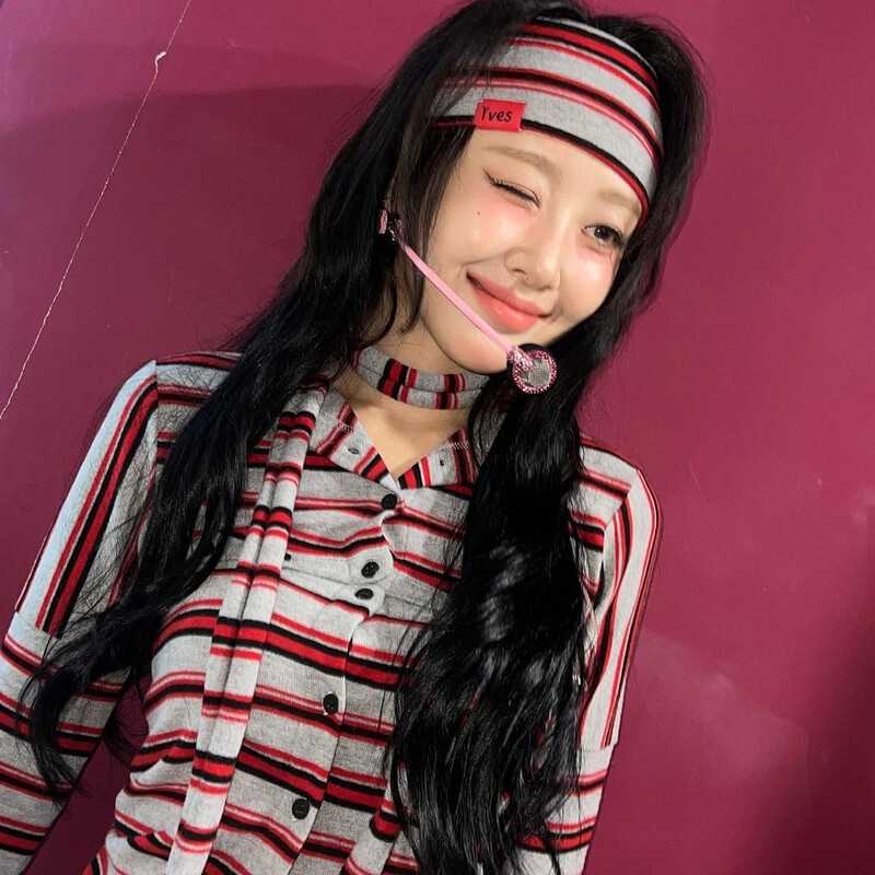 241119 - YVES Instagram Update documents 10