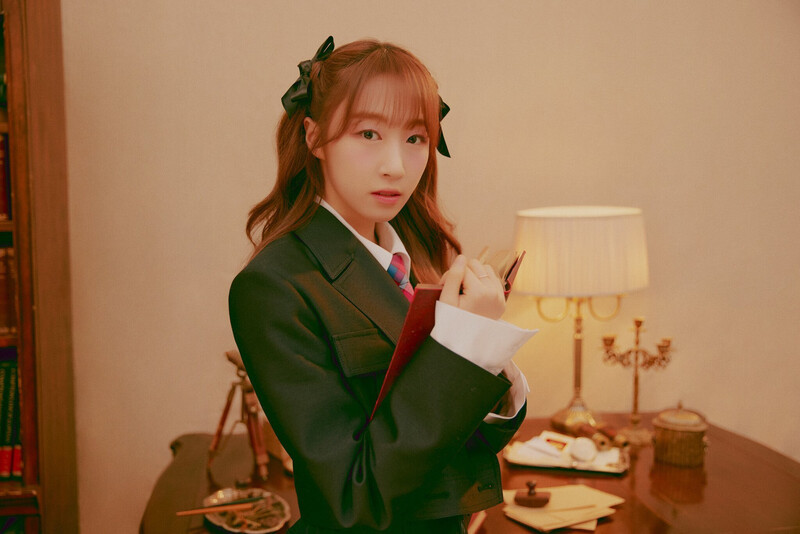 WJSN for Universe 'Replay Wjsn - Save Me, Save You' Photoshoot 2022 documents 1