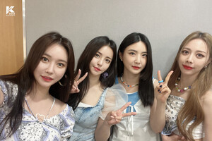 220507 KCON Twitter Update - Brave Girls