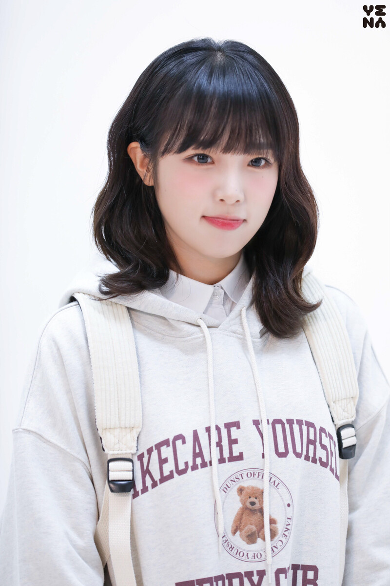 220224 Yuehua Naver Post - Yena - Girl's World S2 Poster Shoot documents 10