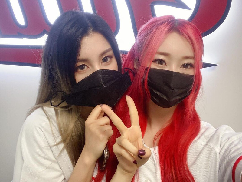 220716 PIXY Instagram Update - Dia & Dajeong documents 1