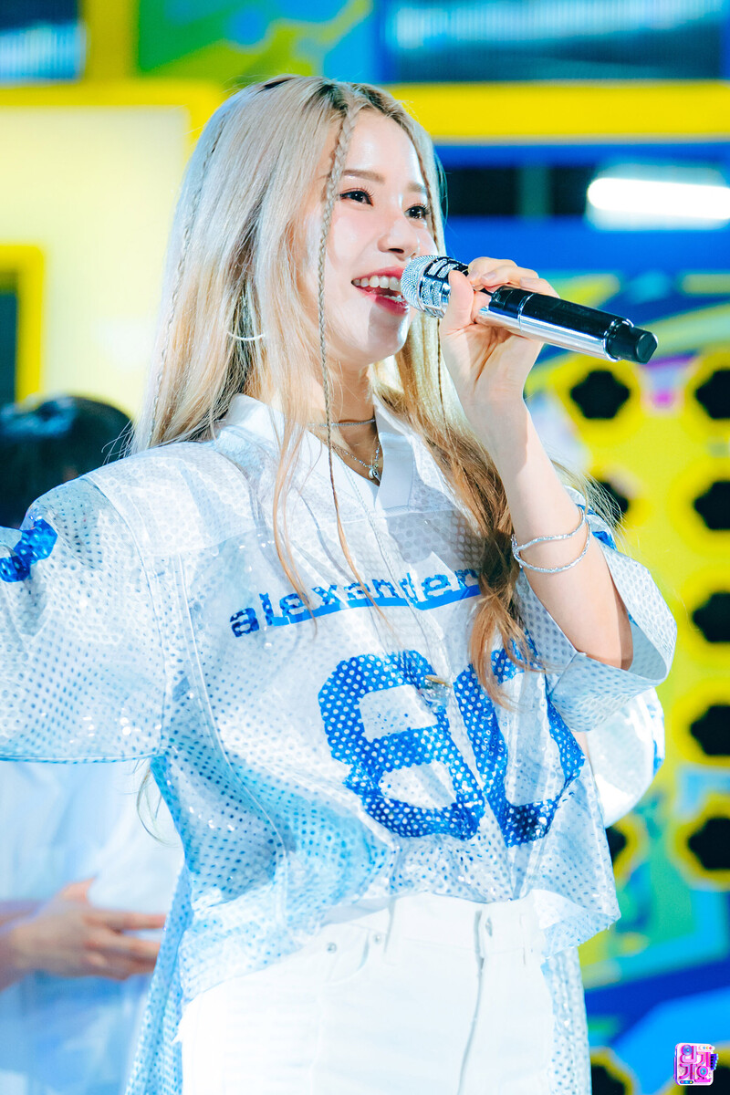 230806 MAMAMOO+ - 'dangdang' at Inkigayo documents 14