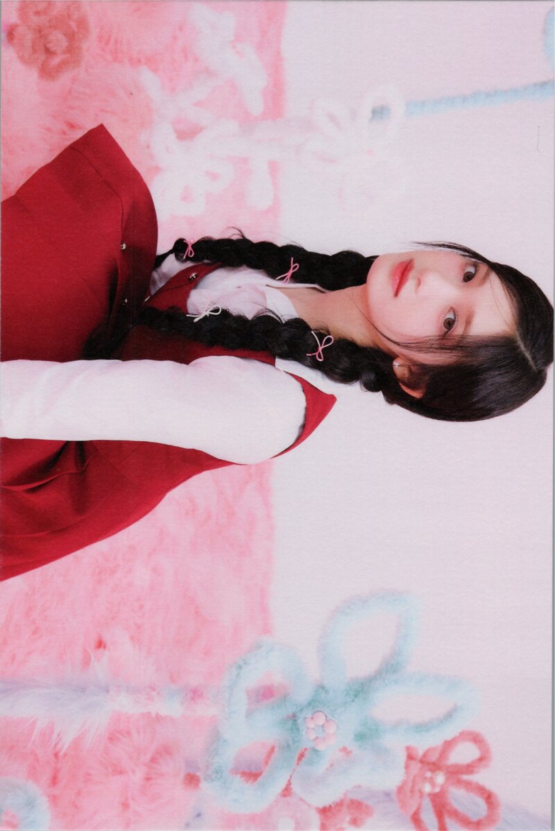 IVE 'SWITCH' PHOTOSHOOT "LOVED IVE - VERSION" - SCANS documents 14
