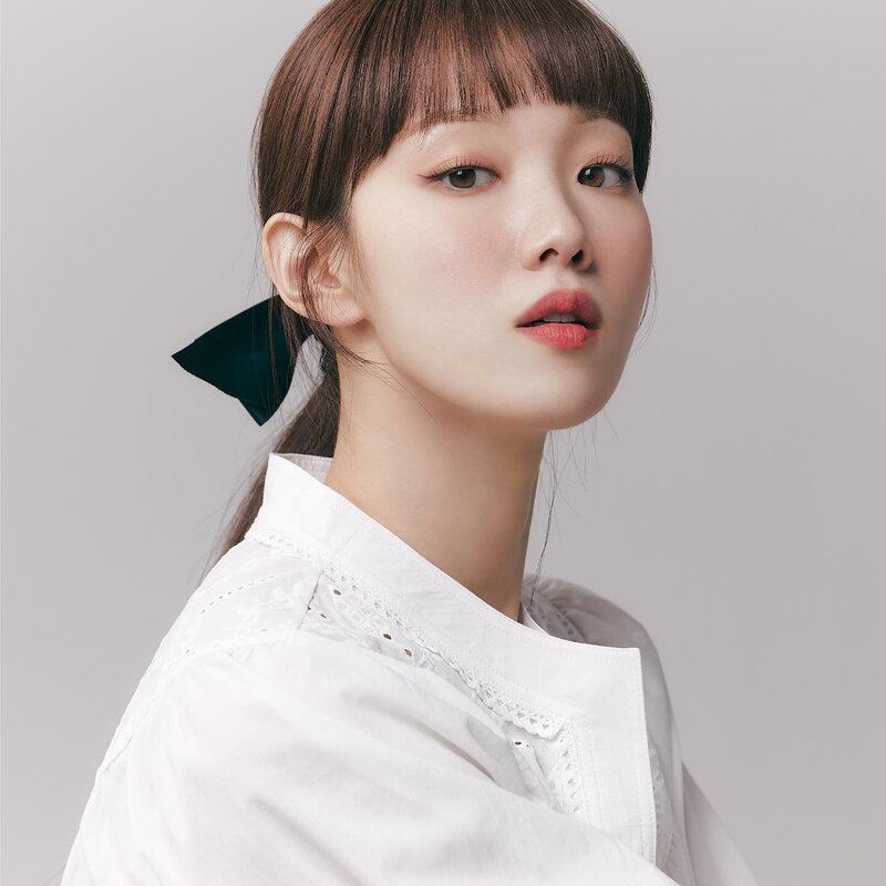 LEE SUNG KYUNG for The AtG 2022 Spring Collection documents 1