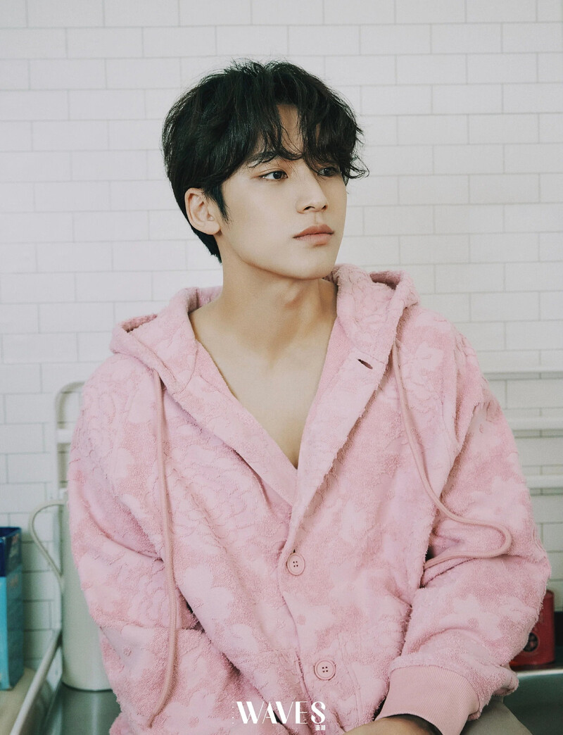 Mingyu for WAVES Magazine Summer 2022 Issue documents 8