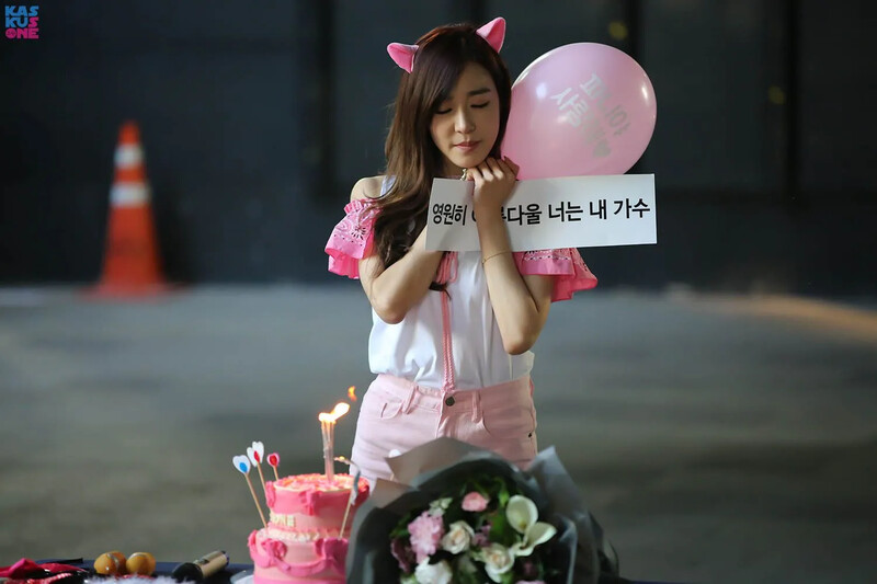 Tiffany1034.jpg