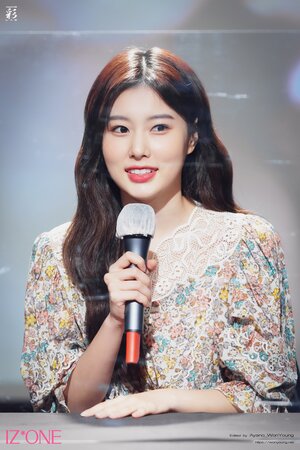 210703 Hyewon - Fansign Event