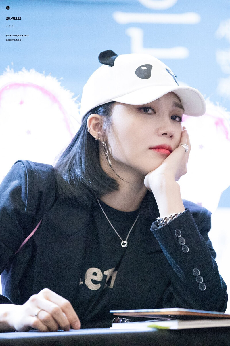 181109 Apink EUNJI at Hyehwa Busan Fansign event documents 18