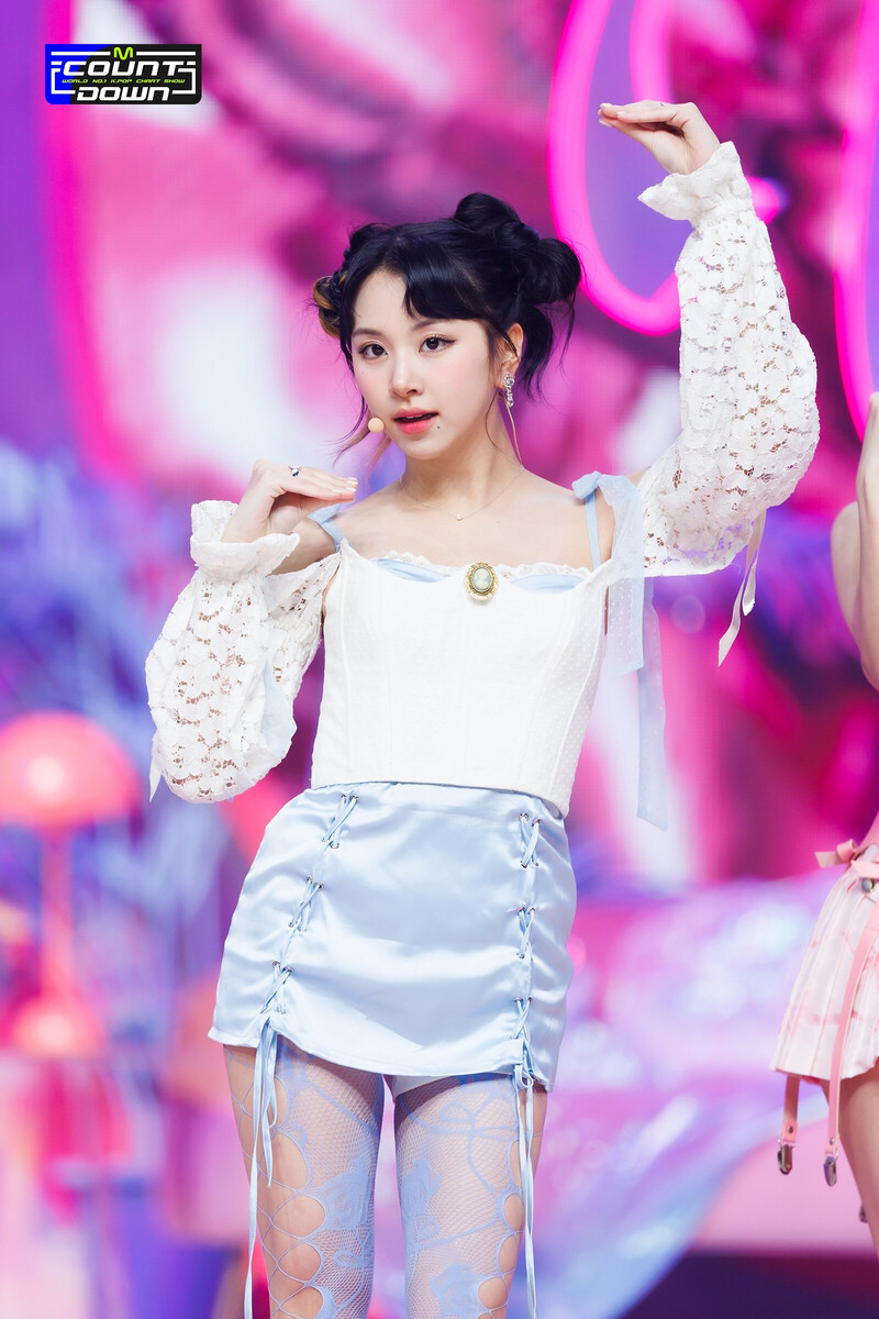 220901 TWICE Chaeyoung 'Talk that Talk' at M Countdown documents 15