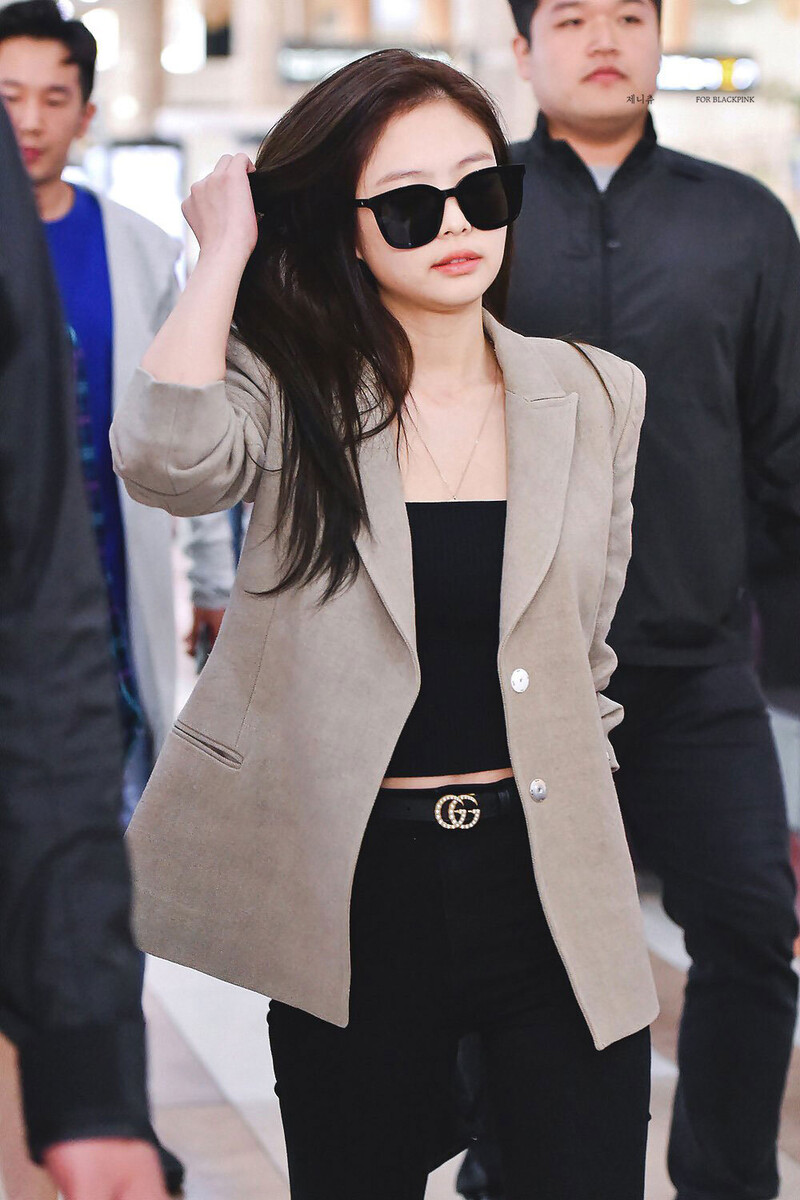 180420 - JENNIE Airport documents 5