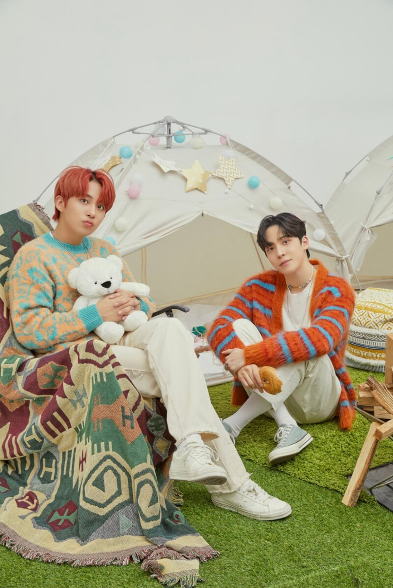 21.19.07 Universe App - Camping At Home Jongho & Yunho documents 2