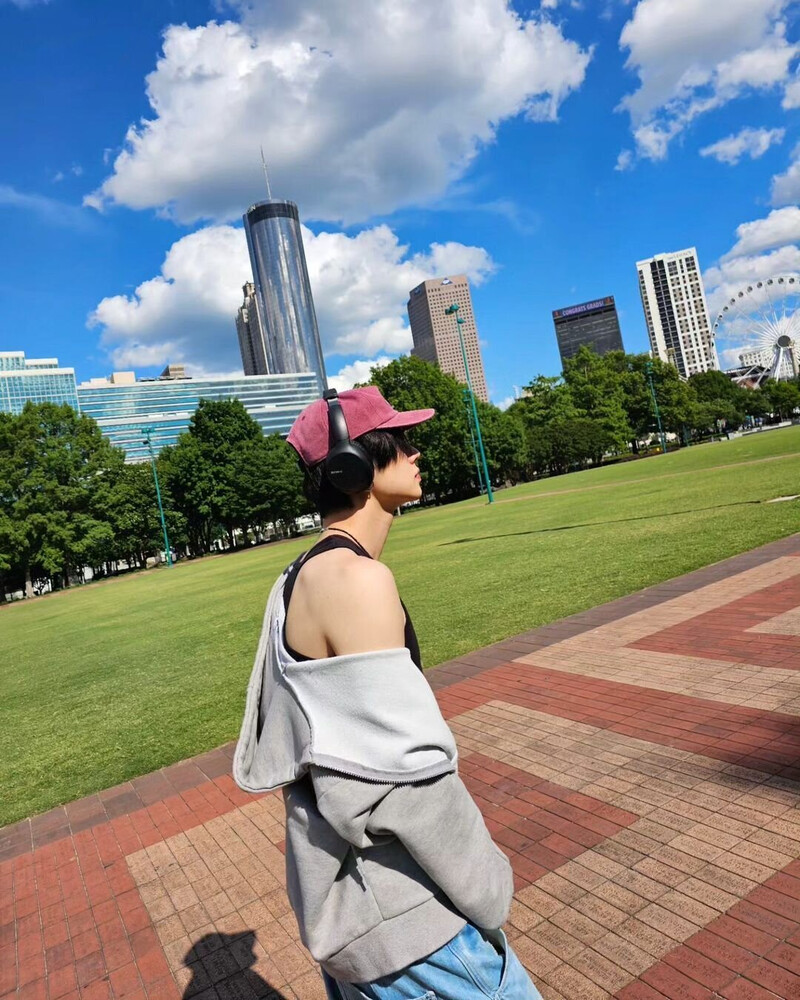 240529 TXT Yeonjun Instagram Update documents 2