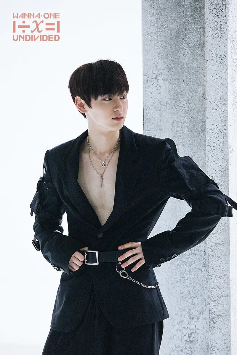 황민현2_.jpg