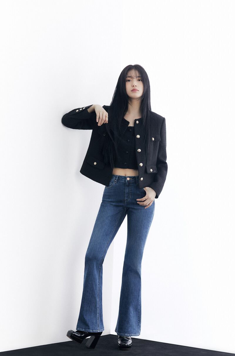 Bae Suzy for GUESS 2022 FW Collection | kpopping