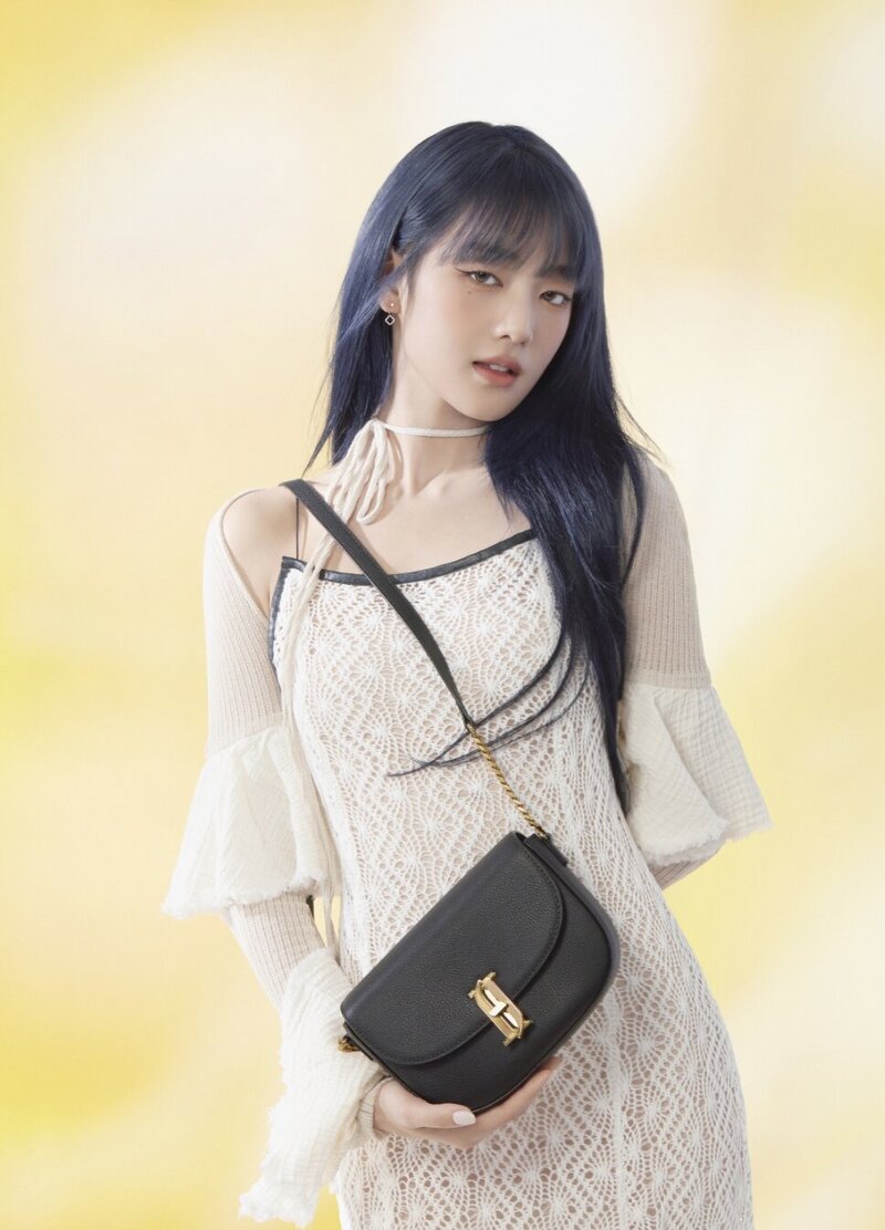(G)I-DLE MIYEON x MINNIE for J.ESTINA BAG Spring 2023 Collection documents 5
