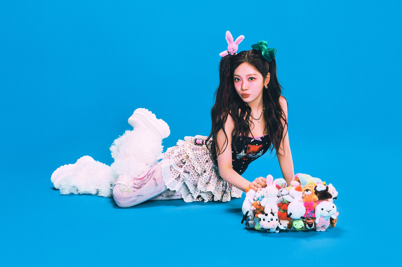 aespa - Japan Debut Single ‘Hot Mess’ Concept Photo documents 13
