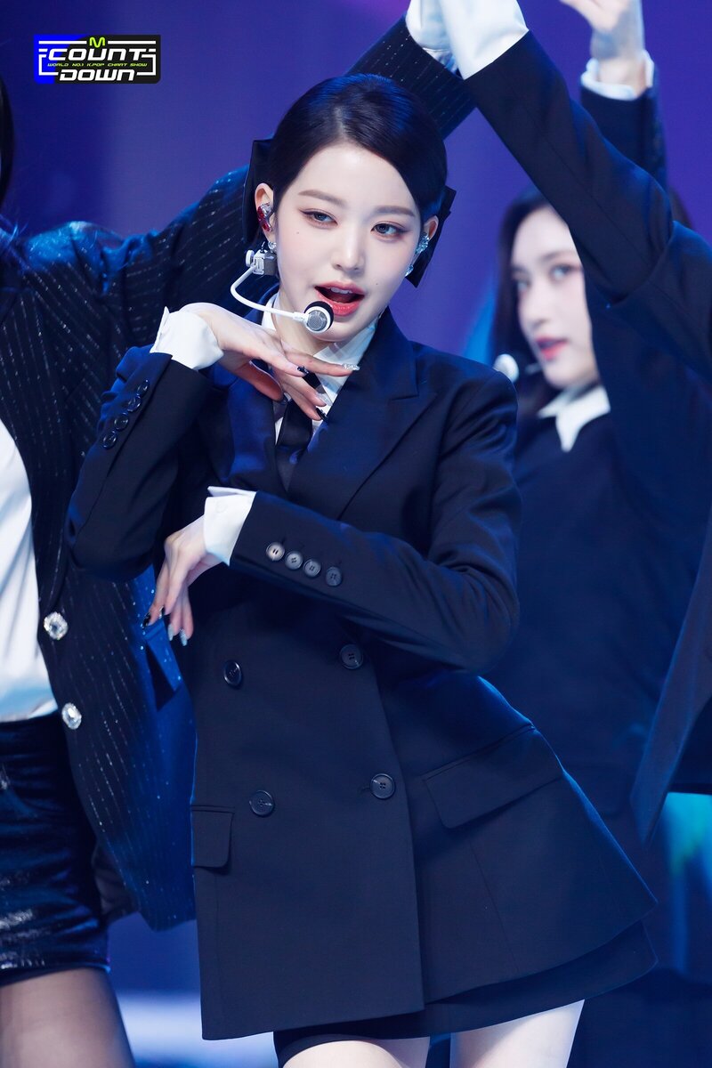 230413 IVE Wonyoung - 'I AM' & 'Kitsch' at M COUNTDOWN documents 12