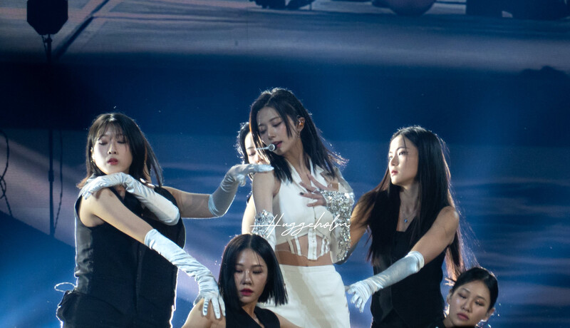 240316 TWICE Tzuyu - ‘Ready To Be’ World Tour in Las Vegas documents 12